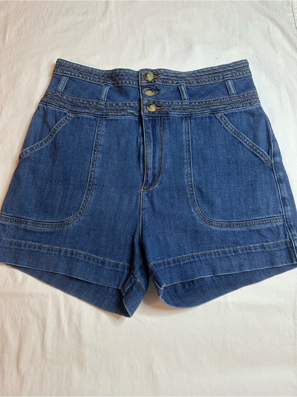 Pilcro High-Rise Denim Shorts in Blue - Women's Size 29